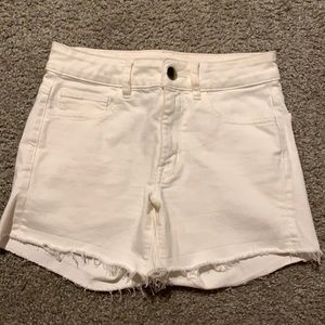 White American eagle shorts